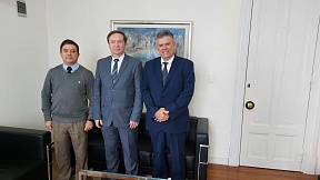 La reunión con el Jefe de la Secretaría del MERCOSUR La reunión con el Jefe de la Secretaría del MERCOSUR